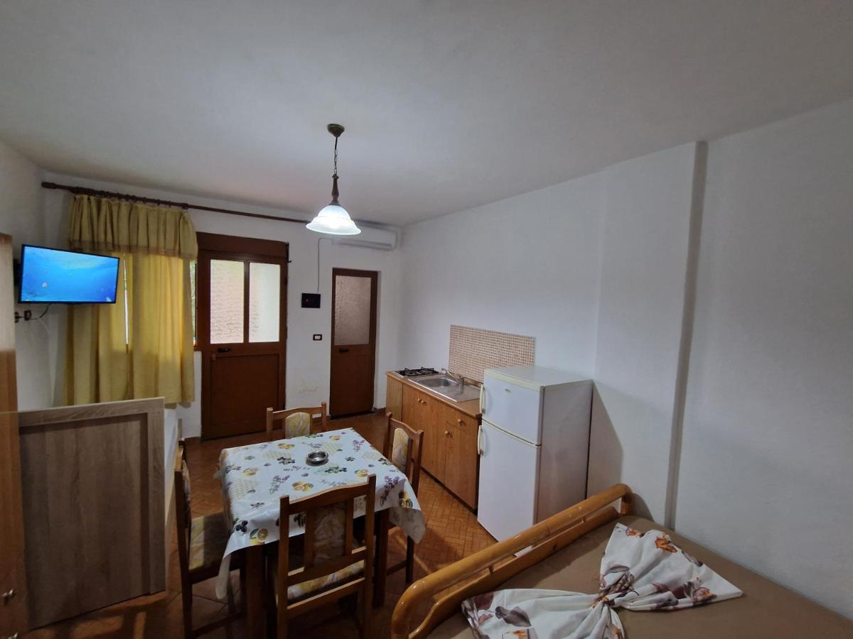 Guest House "Pisha" ドゥラス エクステリア 写真